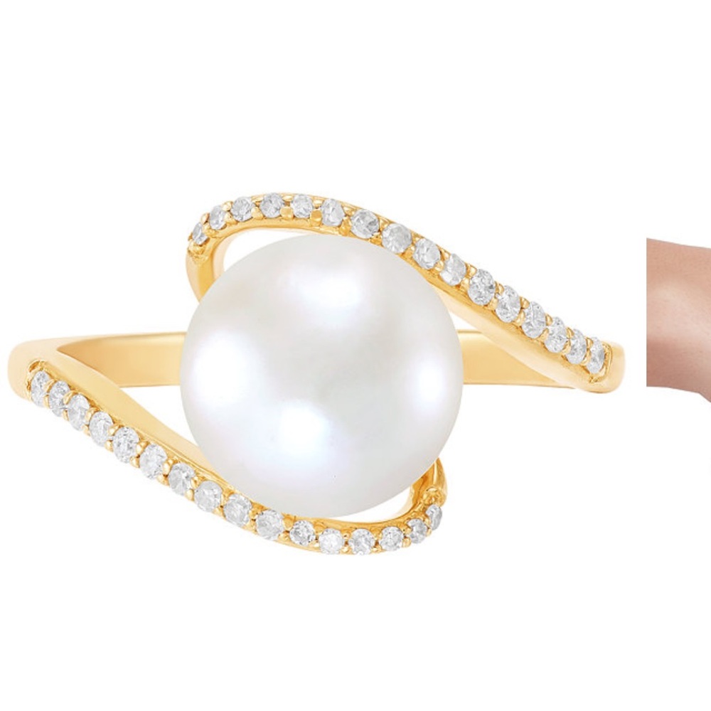 Elegant Pearl Gold Ring